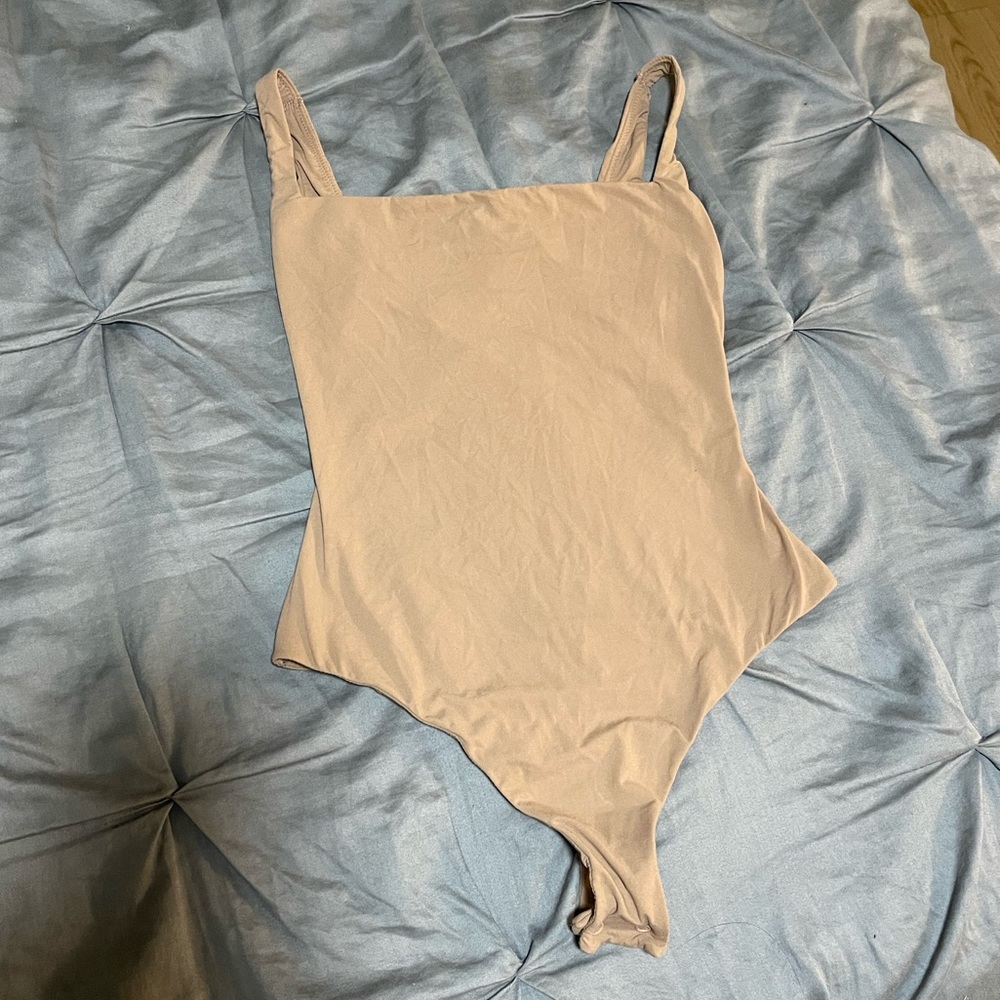 Womens SKIMS bodysuit size Small